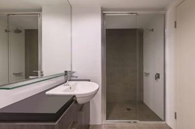 ادینا اپارتمنت هتل اسیدنی آیرپرت