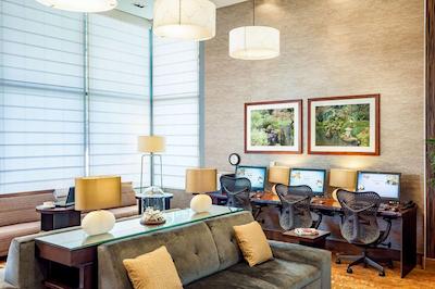 هیلتون گاردن این اسیتل دونتون