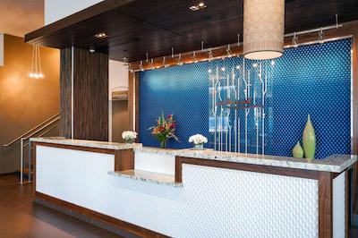 هیلتون گاردن این اسیتل دونتون