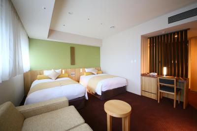 هتل گراسری شینجوکو