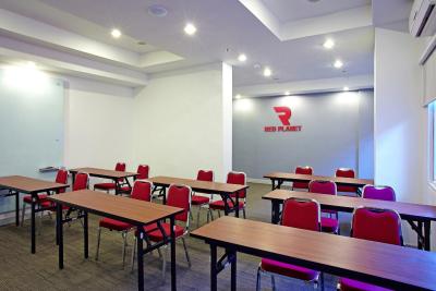 رد پلانت ماکاسار