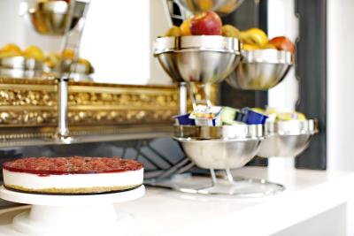 نوا سیتی سیناتور کالکشن هتلز