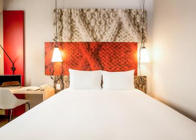 ایبیز جینان کوانچنگ رد