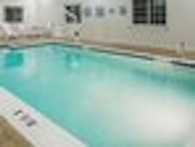 میکرتل این اند سویتز بای ویندهام آلتونا