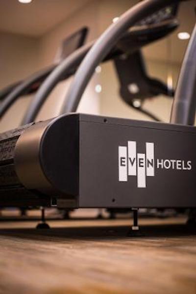 اون هتل نو یرک-تیمز اسکوار اسود