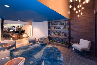 اون هتل نو یرک-تیمز اسکوار اسود