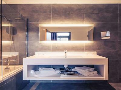 هتل مرکور چربورگ سنتر پرت