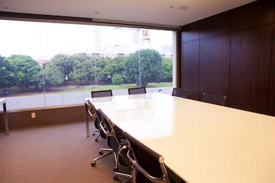 هتل اینترسیتی لد گواز کلاراز