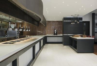 کرون پلازا وفا-کنگرز هتل