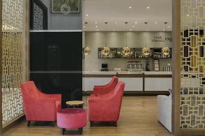 کرون پلازا وفا-کنگرز هتل