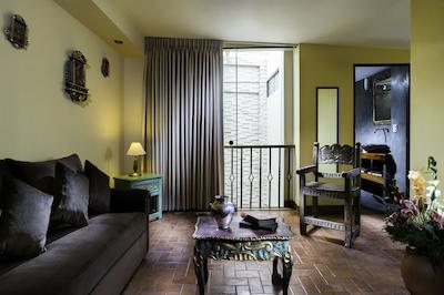 کاتاری ات پلازا د ارماز