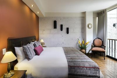 کاتاری ات پلازا د ارماز