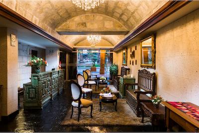 کاتاری ات پلازا د ارماز