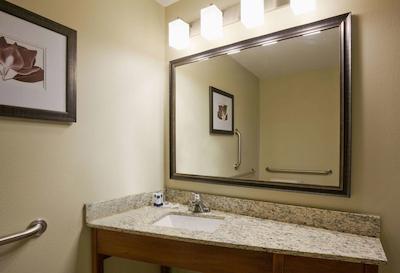 امریسین هتل اند سویتز هارتفرد