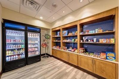 هامپتون این اند سویتز دالاز/پلانو-ایست