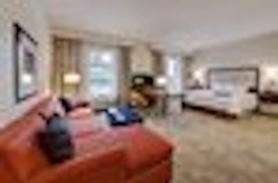 هامپتون این اند سویتز دالاز/پلانو-ایست