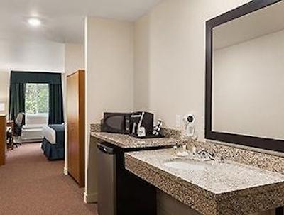 دز این سیوکس لوکوت