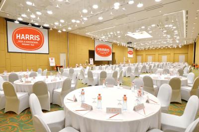 هاریز هتل اند کنونشنز دنپاسار-بالی