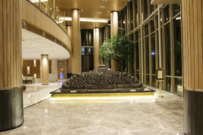 دیسوری اند کنونشن انکل هتل