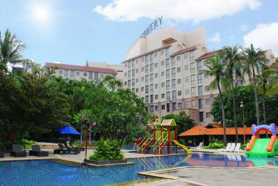 دیسوری اند کنونشن انکل هتل