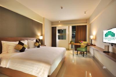 دیسوری اند کنونشن انکل هتل