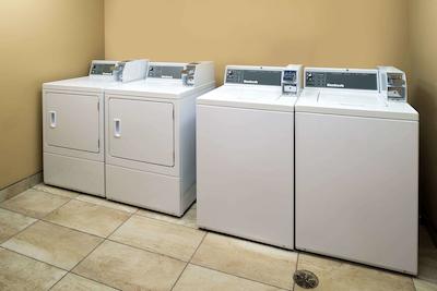 میکرتل این اند سویتز بای ویندهام رد دیر