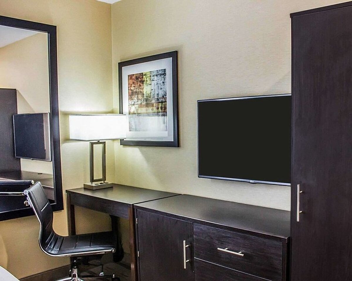 Quality Inn Brooklyn