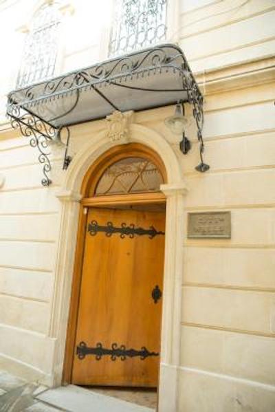 سیتی والز هتل