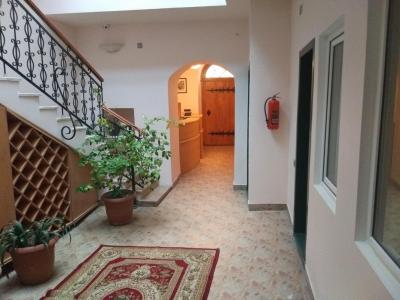 سیتی والز هتل