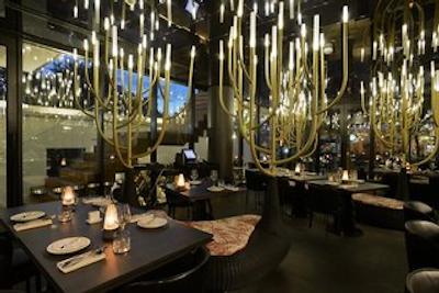 اکیرا مانر چیانگ مای