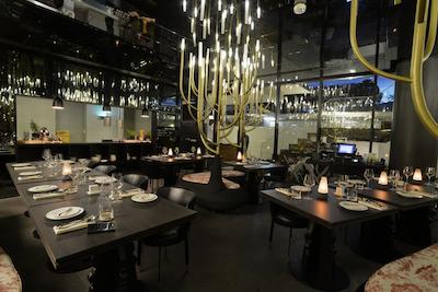 اکیرا مانر چیانگ مای