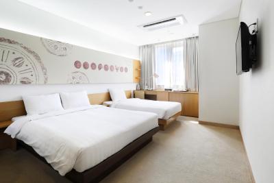 هتل اونتری جننو