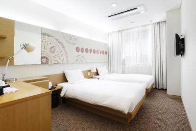 هتل اونتری جننو