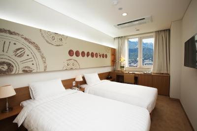 هتل اونتری جننو