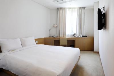 هتل اونتری جننو