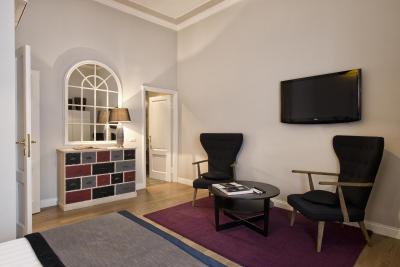 د ایندپندنت سویتز