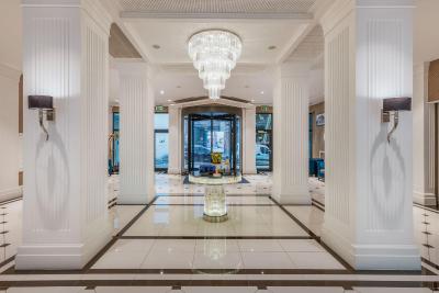 اورستارز دانوب بوداپست