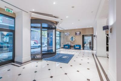 اورستارز دانوب بوداپست