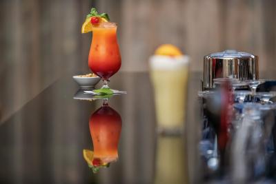 اورستارز دانوب بوداپست