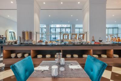 اورستارز دانوب بوداپست