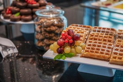 اورستارز دانوب بوداپست