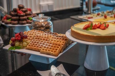 اورستارز دانوب بوداپست