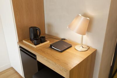 است ب هتل میئونگدنگ