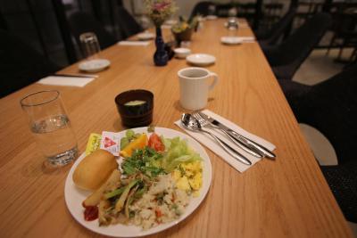 است ب هتل میئونگدنگ