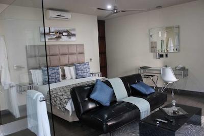 اکلوکس بوتیک هتل اند اسپا