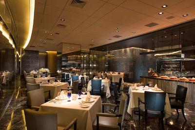 هیلتون زهوشان