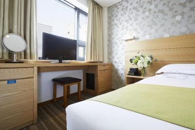 نین تری هتل میئونگدنگ