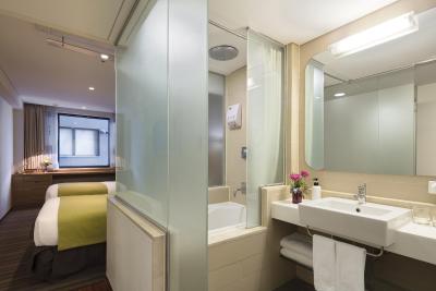 نین تری هتل میئونگدنگ