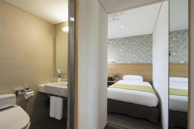 نین تری هتل میئونگدنگ