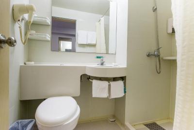 جینجیانگ این بیجینگ ییژوانگ اکونومیک اند تکنولوجیکال دولپمنت زون هتل